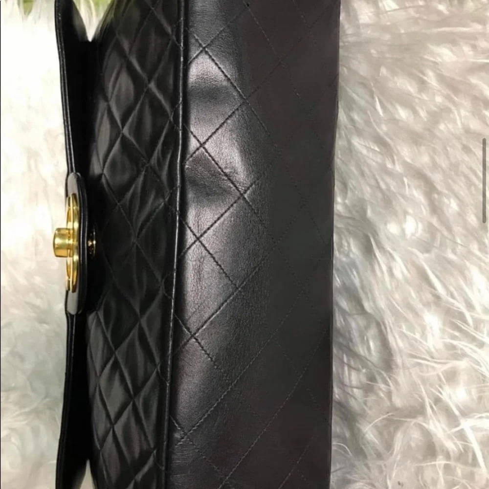 Chanel jumbo vintage flap lambskin bag - Picture 7 of 15